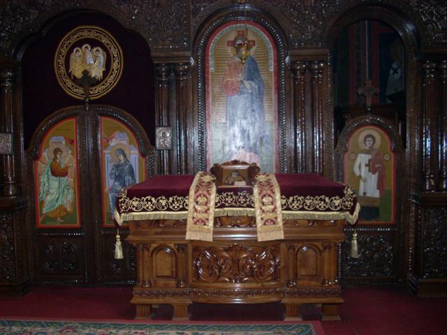 Kivot sa mostima sv. Platona Banjaluckog