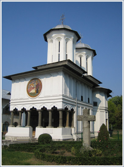 Biserica "Buna Vestire" din municipiul Ramnicu Valcea