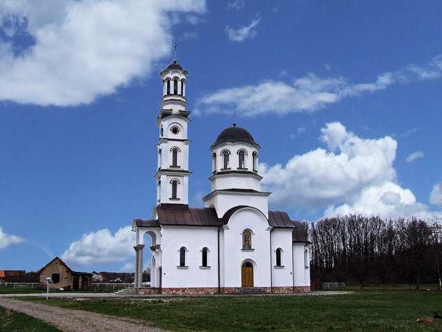 Храм св. Петке, Баткуша, Република Српска
