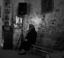 s.B.Marjan 
. . . чекам Васкрсење мртвих . . . 
2008-03-06 21:49:52