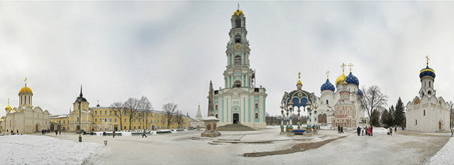 bigsas 
Свято-Троицкая Сергиева Лавра 
2008-03-07 07:28:36