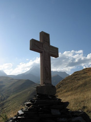 justa 
Near the Holy Trinity Church in Kazbegi 
2008-03-11 21:10:14