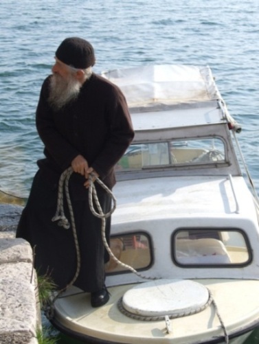 Monah na Skadarsom jezeru