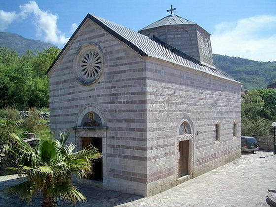 Crkva Uspenja Presvete Bogorodice, Manastir Podmaine, Budva