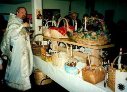 Alexsi 
The blessing of the Pascha baskets 
2008-04-13 03:30:25