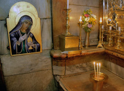 A.M. 
Гроб Господень. Иерусалим. 
2008-04-19 13:46:13