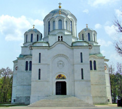 milana21 
Црква Св.Ђорђа - Опленац 
2008-04-20 21:23:46