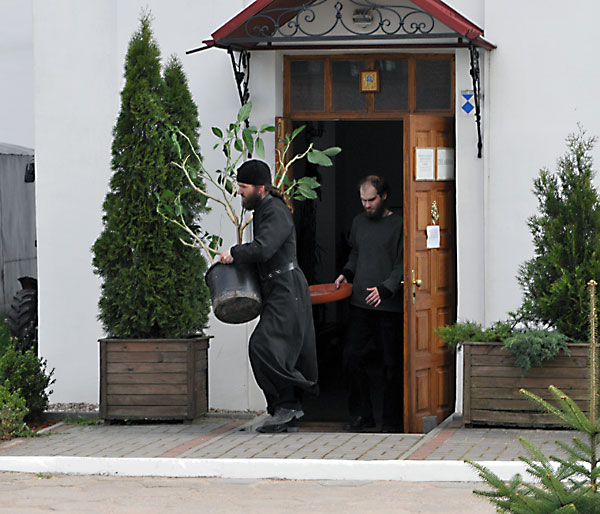 Monastyr w Supraślu - prace porządkowe