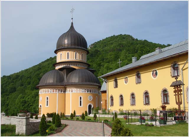 Biserica " Sf. Ioan Botezatorul " a manastirii Rimetea, Alba
