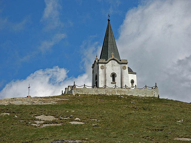Το εκκλησάκι του Προφήτη Ηλία - Prophet Elijah chapel