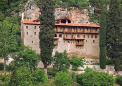 thiv56 
Ι. Μ. Παναγἰας Χρυσοποδαριτίσσης - Chrysopodaritissa H. Monastery 
2008-05-03 11:00:21