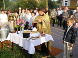 moha 
Obchód wsi w dniu Świętych Apostołów Piotra i Pawła 
2008-05-03 15:42:13