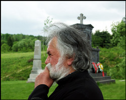 mikica 
Отац Георгије из манастира Чокешина 
2008-05-03 23:09:40