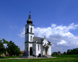 dragoj03 
Храм Св. Илије Трњаци, Република Српска 
2008-05-10 07:49:54