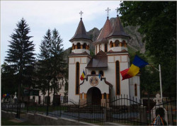 zidan2703 
Biserica "Sfântul Ierarh Nicolae" din Rimetea, Alba 
2008-05-19 15:10:06