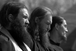 Onesto 
Молитва 
2008-05-25 22:25:02