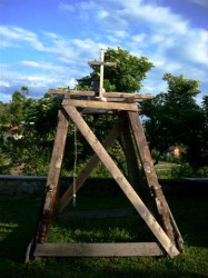 bozur 
Привремени звоник у манастиру Зочиште 
2008-05-29 12:01:38
