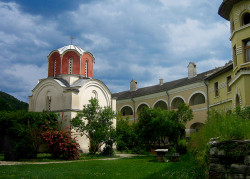 mixajlo 
+Краљева црква у Студеници+ 
2008-05-29 23:33:39