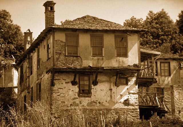 Κελλί στις Καρυές - Monastic house at Karyes