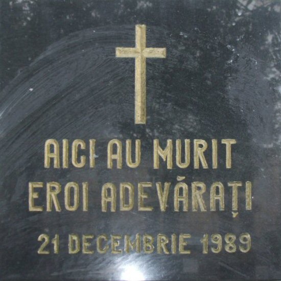 In memoria tuturor celor ce au murit la revolutie ! ! !