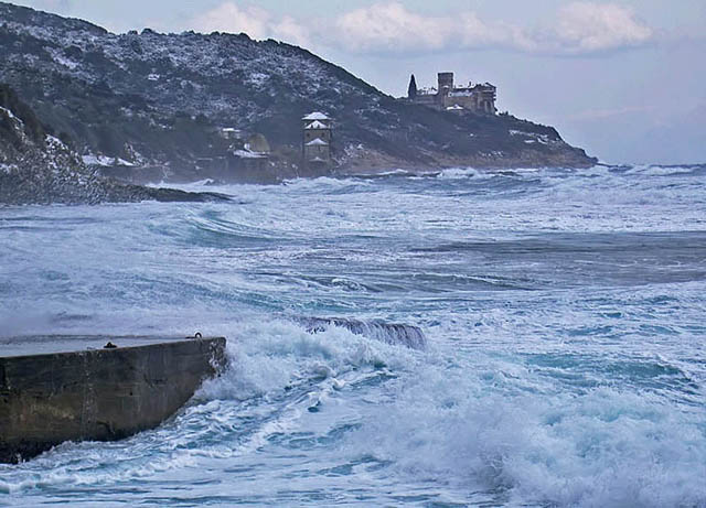 Καταιγίδα στο Άγιο Όρος - Storm on Athos