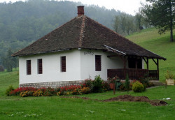 Zlata Meglensk 
Родна кућа светог Владике Николаја Велимировића 
2008-06-02 21:08:41