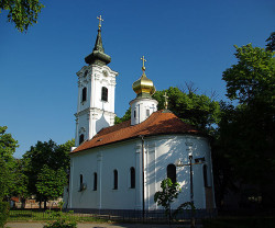 mikica 
Храм Светог оца Николаја у Новом Саду 
2008-06-13 13:19:13