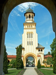 nicos_valahul 
Alba Iulia - Catedrala Reântregirii 
153 
2008-06-14 13:46:01