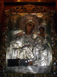 bmimv 
Icoana facatoare de minuni si tamaduitoare de boli a Maicii Domnului, Biserica Madona Dudu, Craiova 
2008-06-24 11:28:37