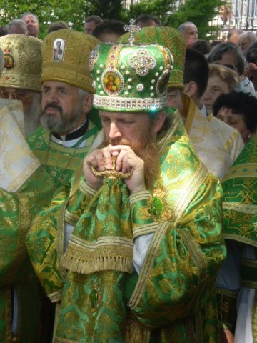 Władyka Grzegorz w dzień Św.Ducha w Białymstoku