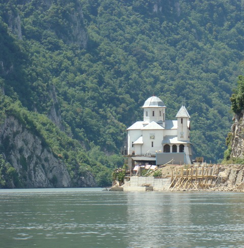 Mraconia Monastery/Danube's Cauldrons