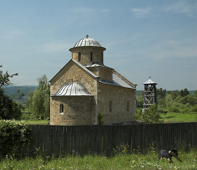 Тршка црква