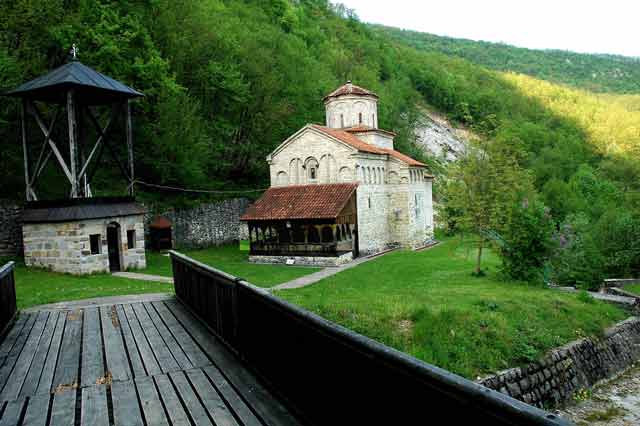 МАНАСТИР КЛИСУРА