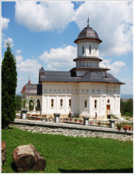 zidan2703 
Manastirea '' Sf. Ap. Petru si Pavel '' Cartisoara - Sibiu 
2008-07-01 12:11:54
