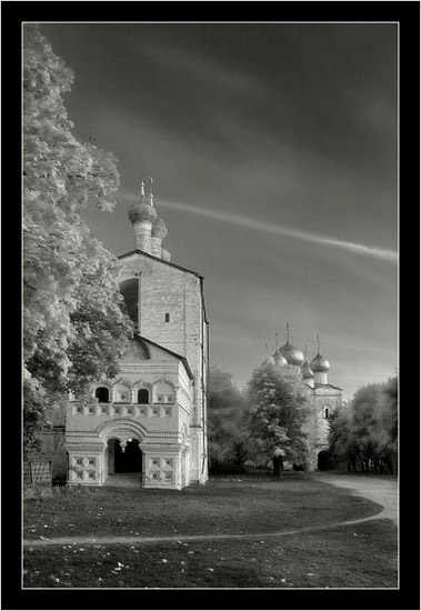 Evening in Borisoglebsky a monastery.