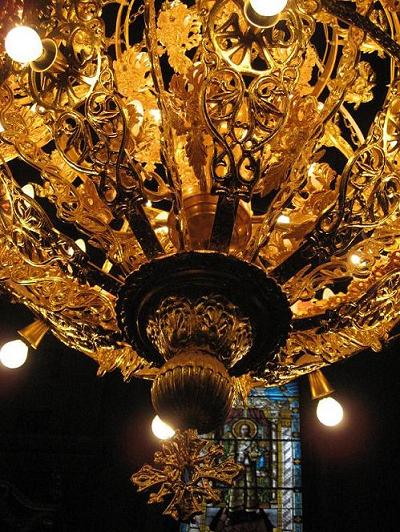 Luster iz crkve u Beceju/Chandelier in the Serbian Orthodox Chruch in Becej