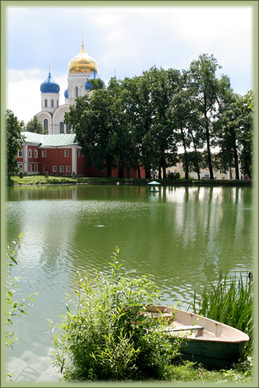 Dzerginskiy, Nikolo-Ugreshskiy monastery