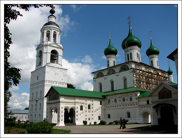 Tolga monastery/Manastirea Tolga