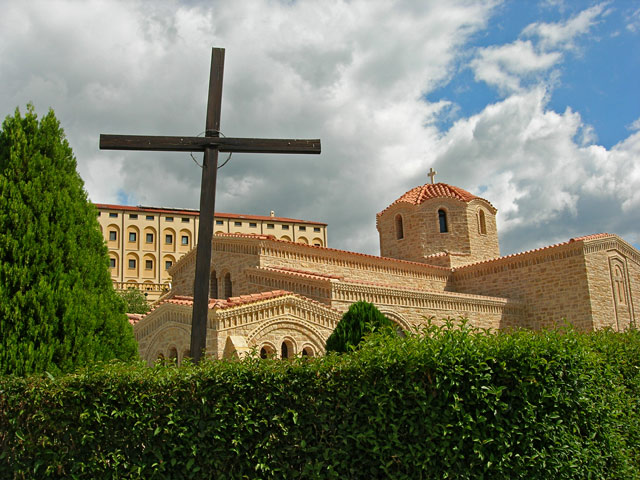Monastery of Saint Nektarios and Saint Fanourios