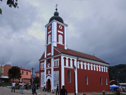 dragoj03 
Црква у Гучи 
2008-08-13 22:22:05