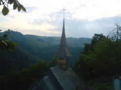 tzarualex 
 
2008-08-18 14:23:04