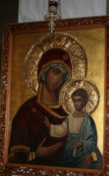 alba_alba 
Икона на Св.Богородица 
2008-08-21 14:11:22