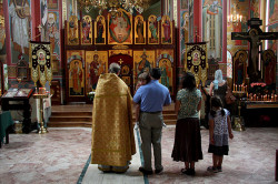 mihaela 
 Saint Nicholas the Woderworker Cathedral 
144 
2008-08-24 20:23:45
