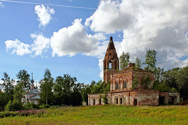 Leontiy graveyard (Леонтьевский погост)