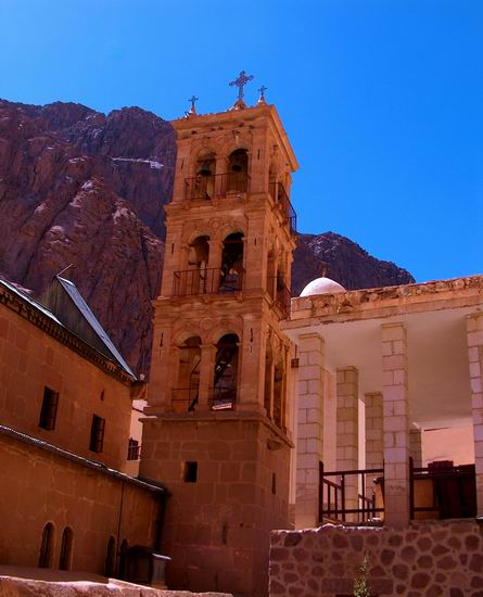 Clopotniţa Mânăstirii Sf.Ecaterina - Sinai