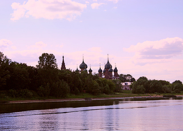 Ensemble in Korovniki (Ансамбль в Коровниках)
