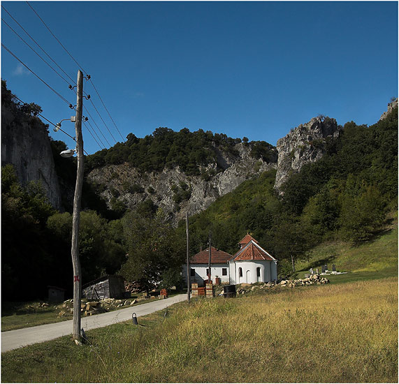 Manastir Vratna