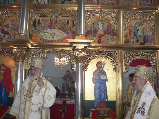 Освећење иконостаса у Болману