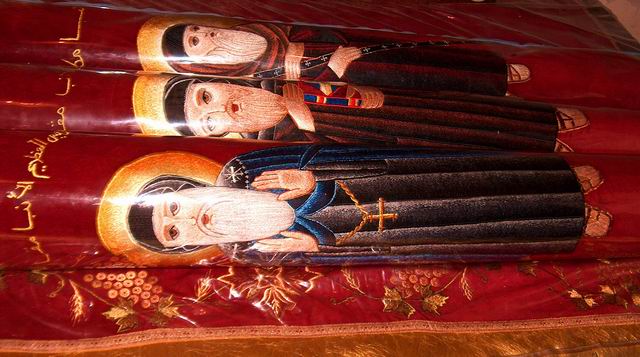 Moaştele sfinţilor: Macarie egipteanul, Macarie alexandrinul şi  Macarie, episcop de Edfu