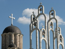 bokis 
Звона цркве Светог Василија Острошког 
2008-09-11 00:55:16